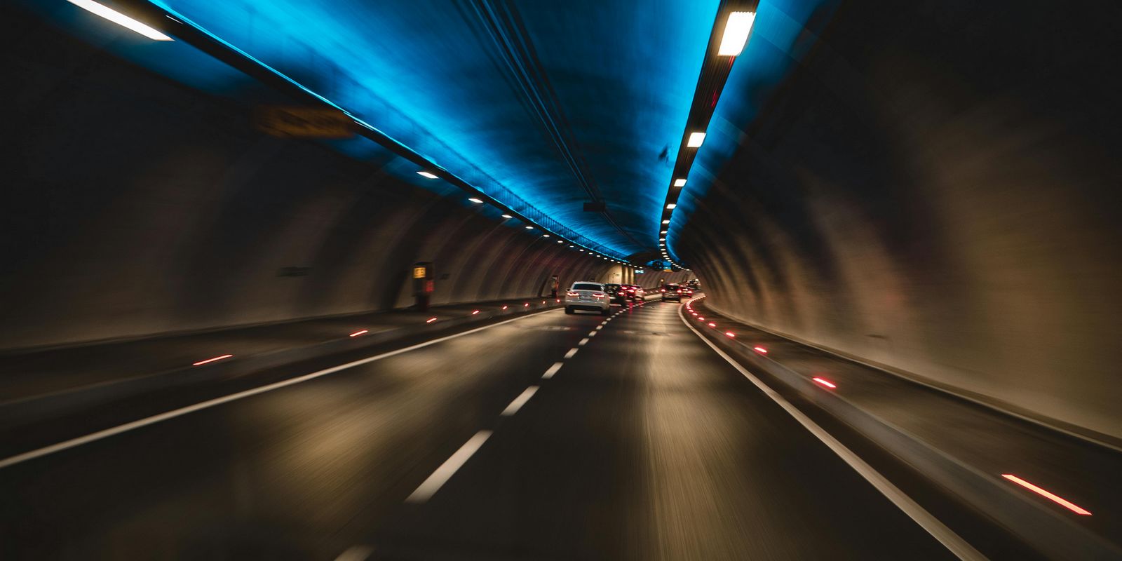 Megafonia a túnels de carretera