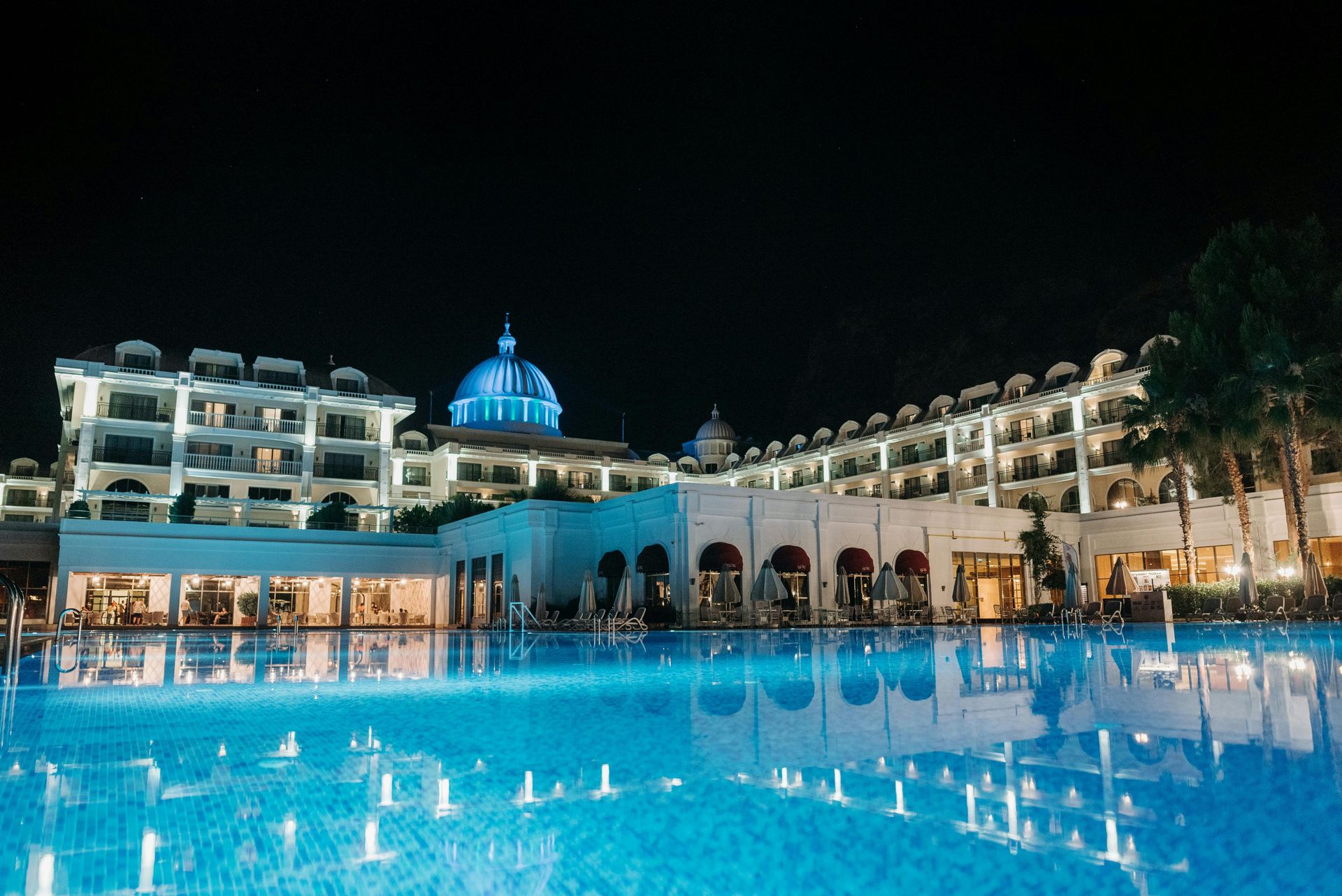 @Caleb Oquendo SectorHotels PavelDanilyuk